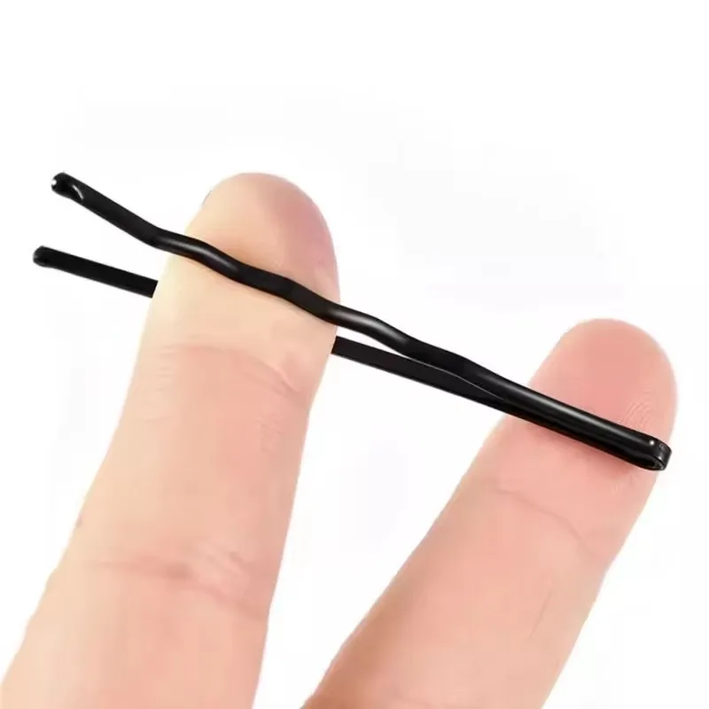 épingle métallique noire
