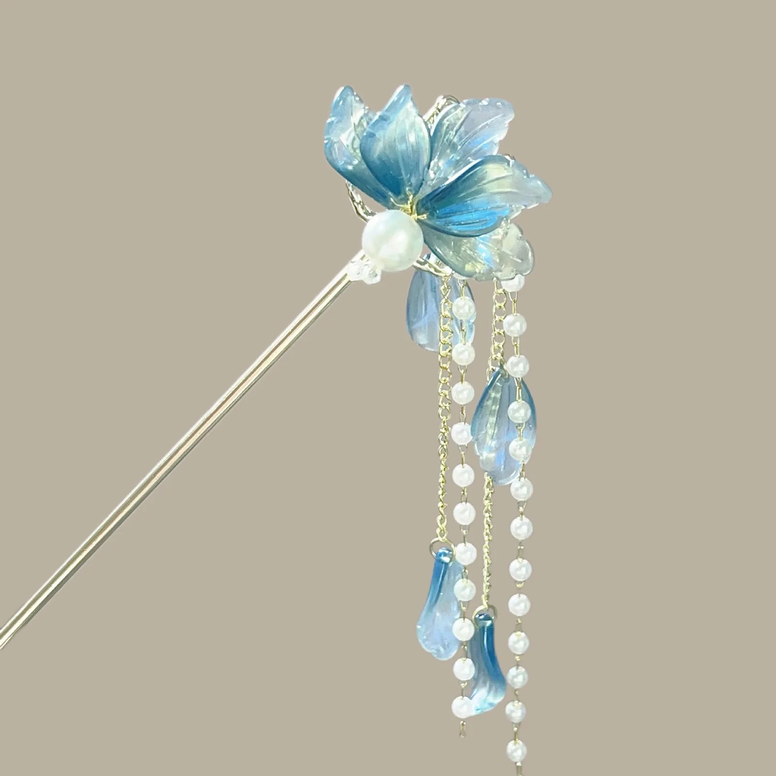 Accessoire cheveux rétro pétales bleus