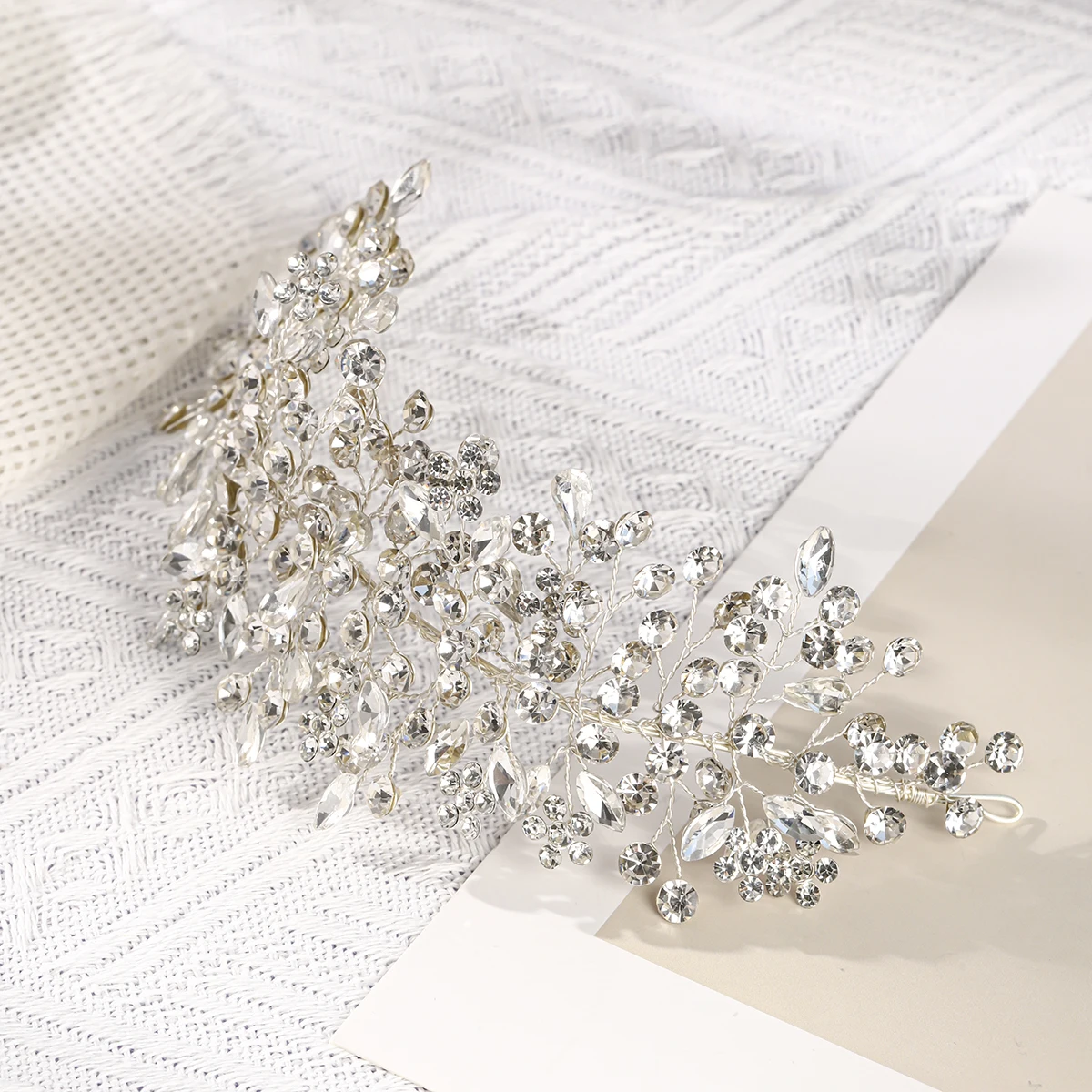 Accessoire mariage en strass