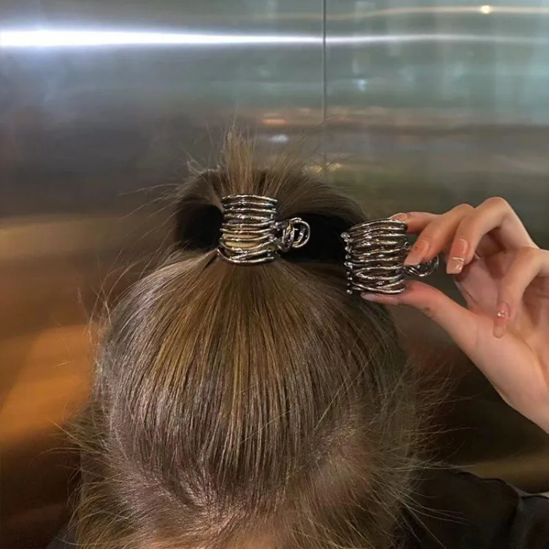 Pince à cheveux spirale