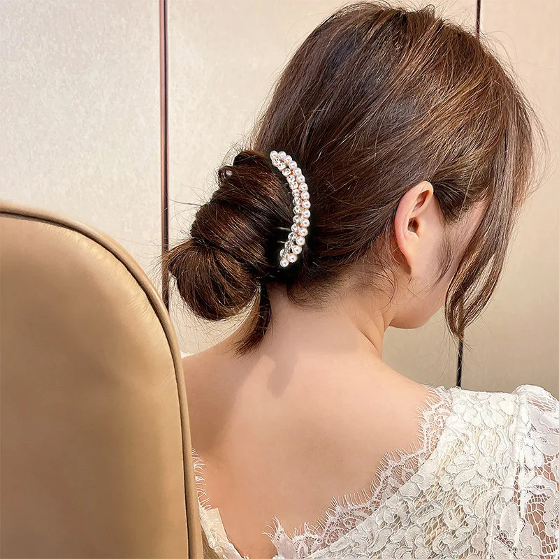 Accessoire cheveux floral élégant