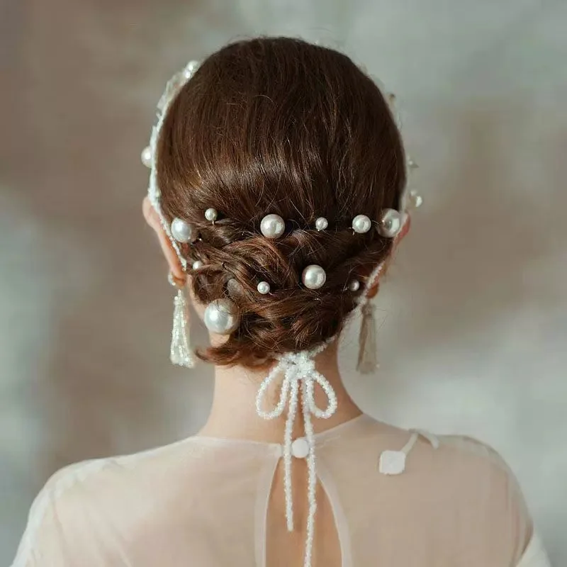 Coiffure avec épingle artisanale